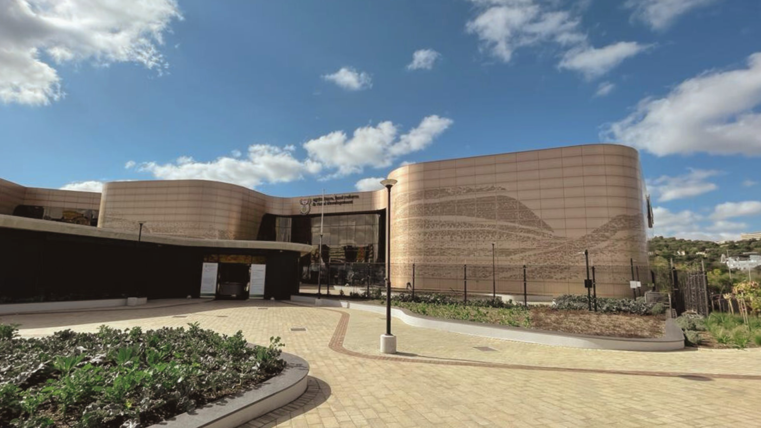 A TOUR OF THE NEW PRETORIA DEEDS OFFICE